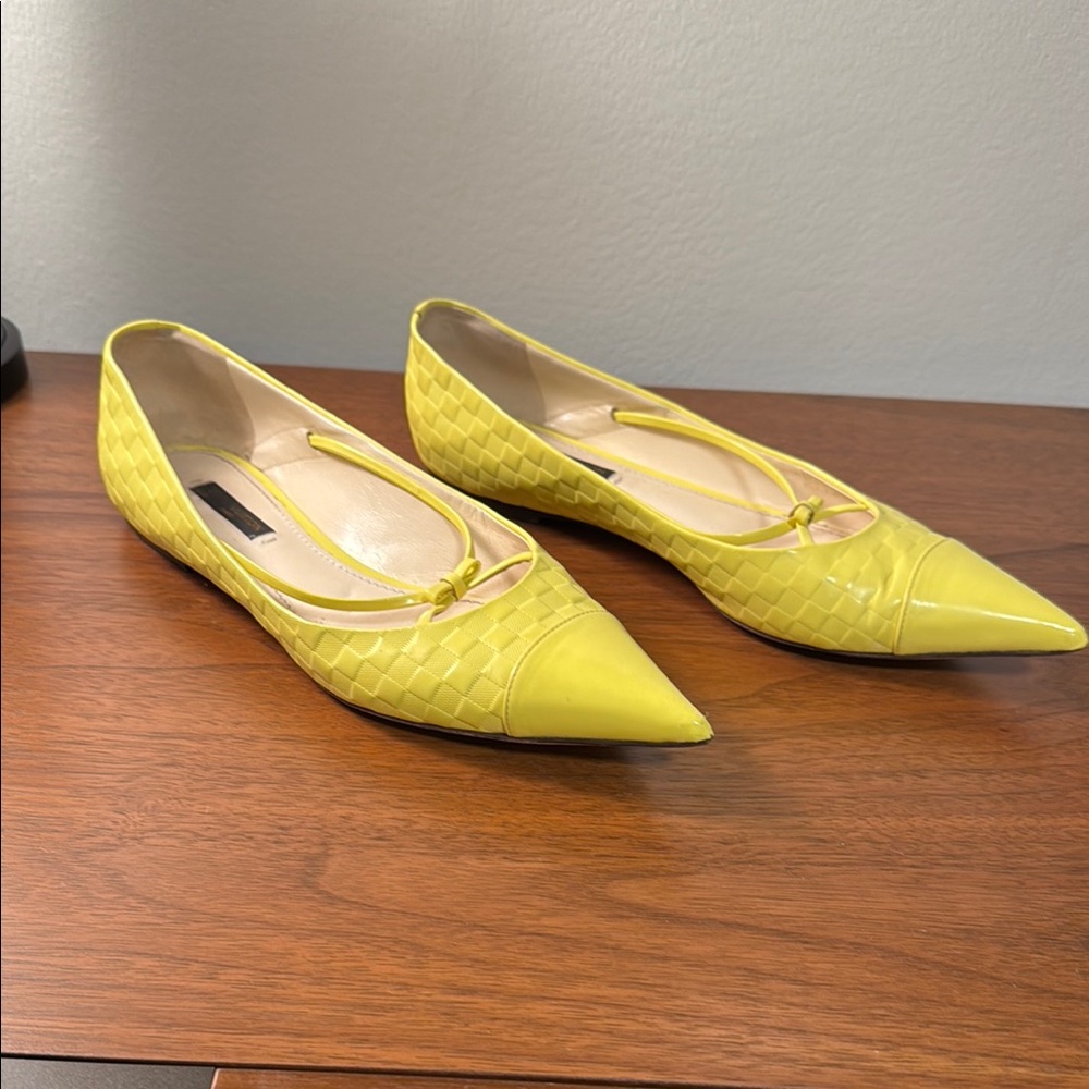 Louis Vuitton Yellow Flats with Pointed Toe and Stylish Strap